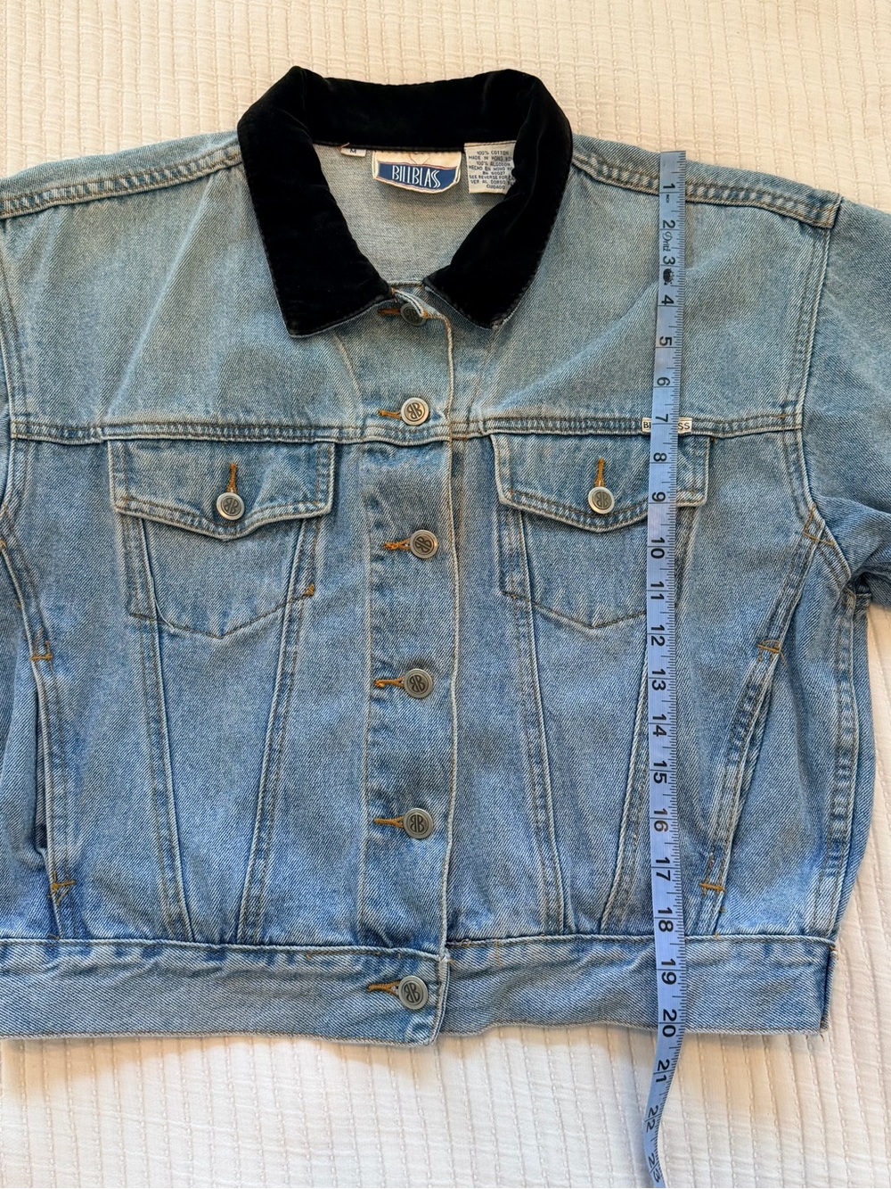bill blass Light Blue Denim Jacket with Black Velvet Collar Label Detail - Picture 10 of 10